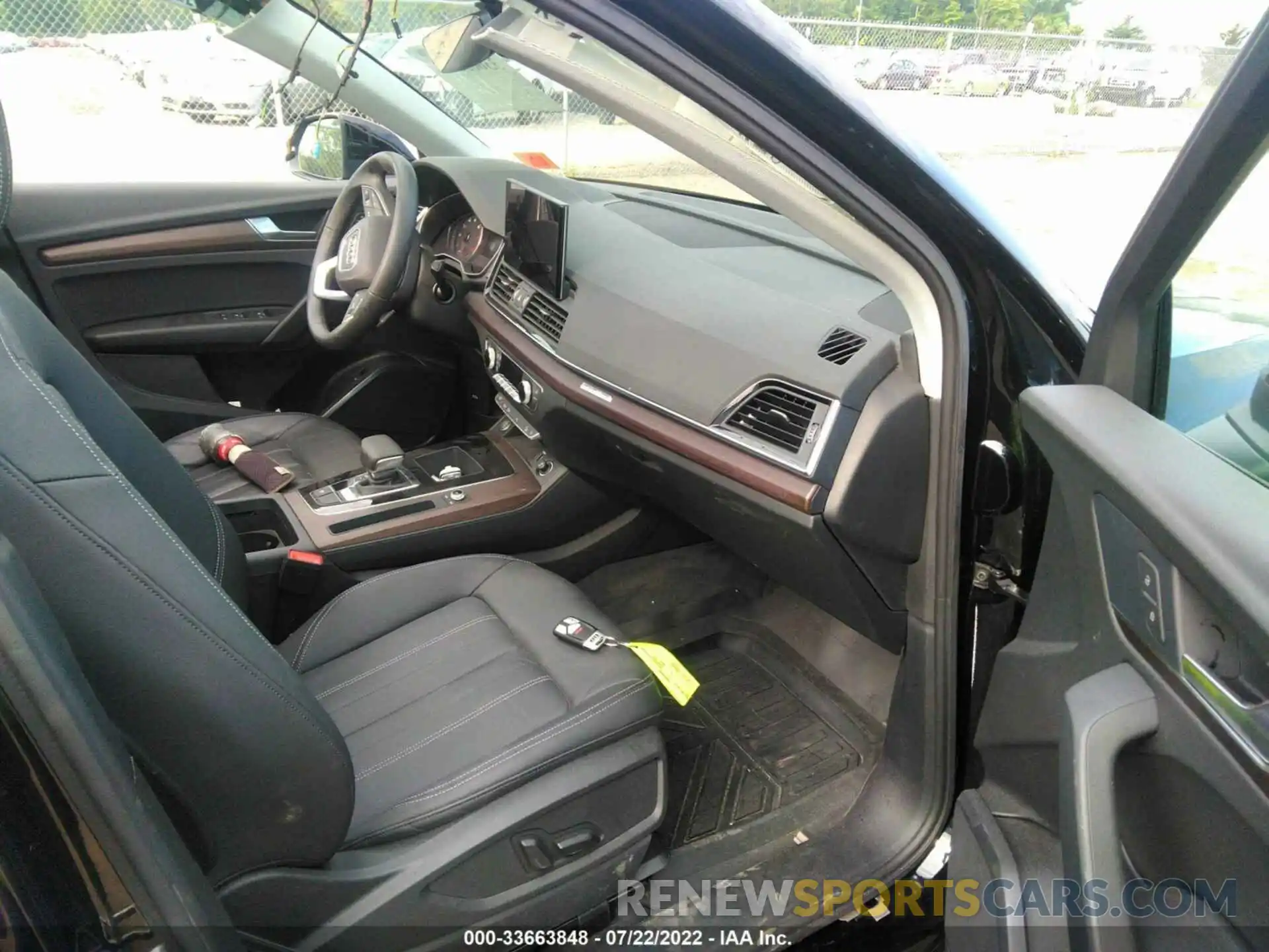 5 Photograph of a damaged car WA1AAAFYXM2078567 AUDI Q5 2021