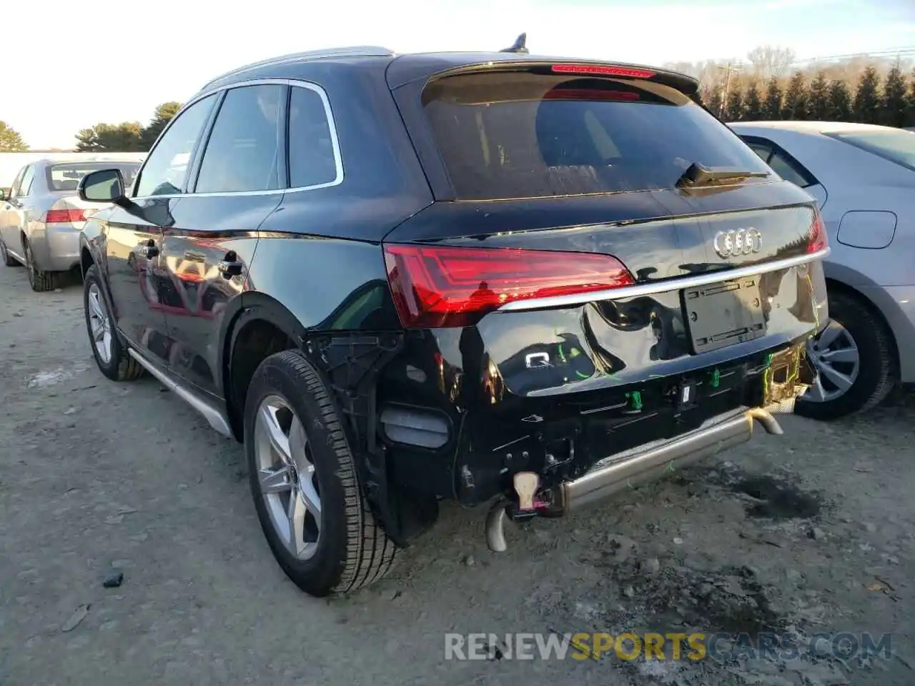 3 Photograph of a damaged car WA1AAAFYXM2089701 AUDI Q5 2021