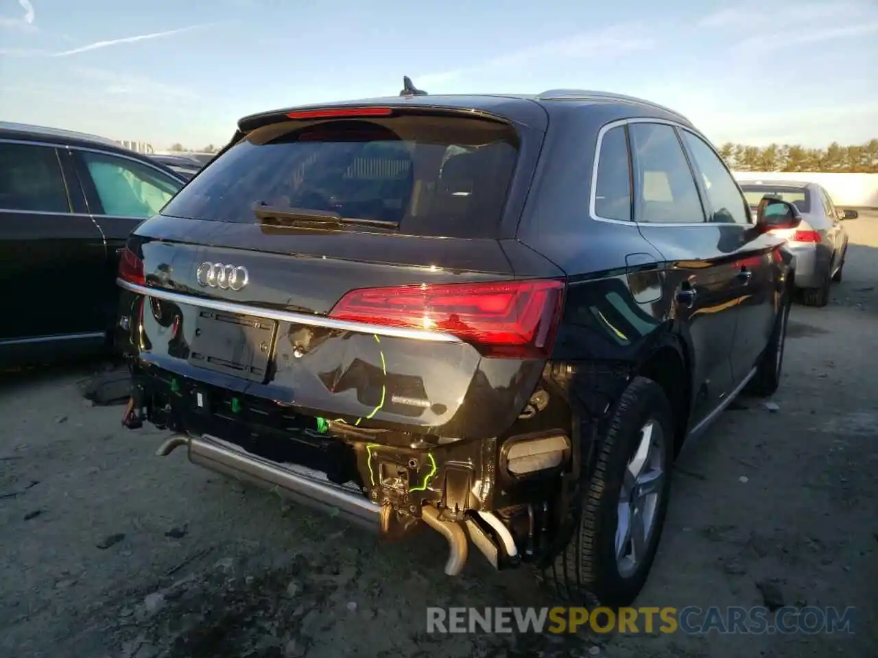 4 Фотография поврежденного автомобиля WA1AAAFYXM2089701 AUDI Q5 2021