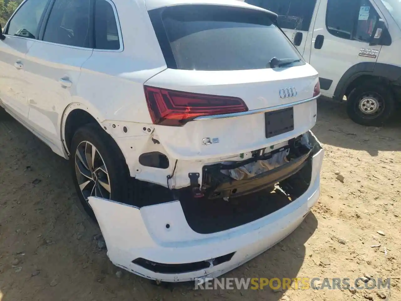 9 Photograph of a damaged car WA1AAAFYXM2129775 AUDI Q5 2021