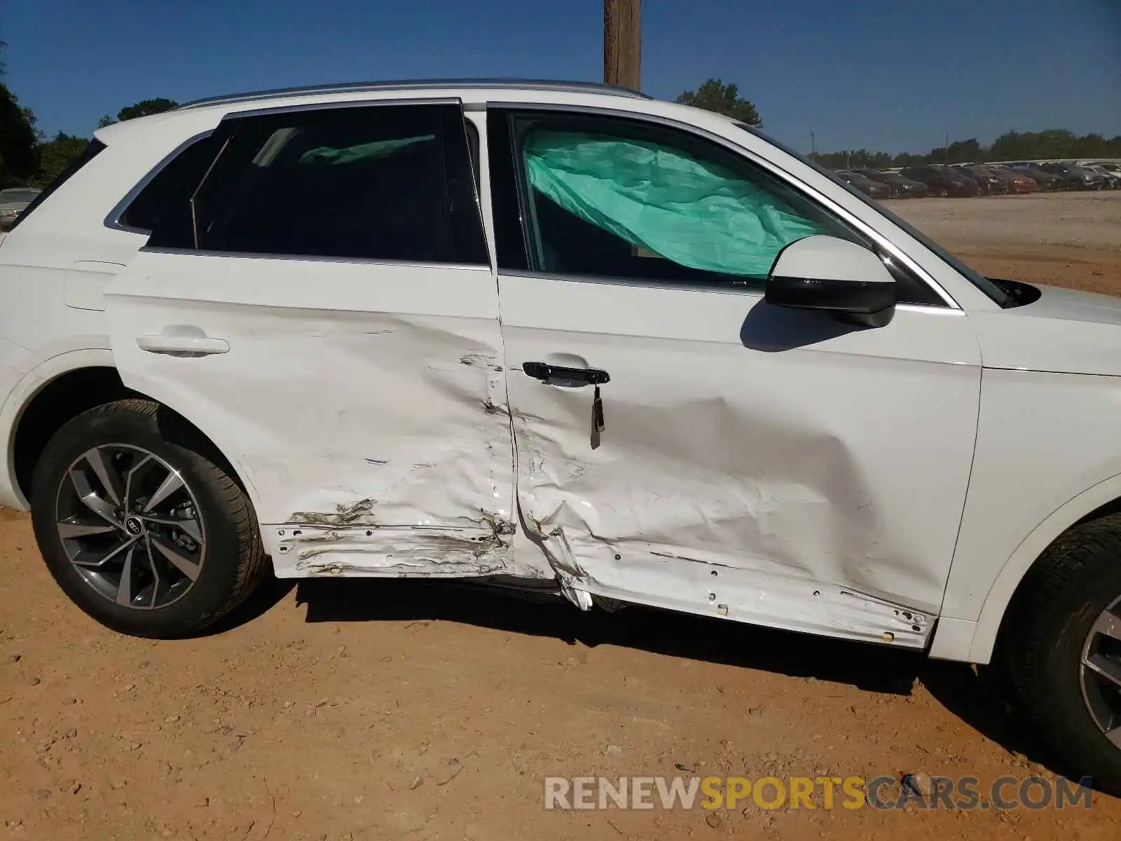 9 Photograph of a damaged car WA1AAAFYXM2134703 AUDI Q5 2021