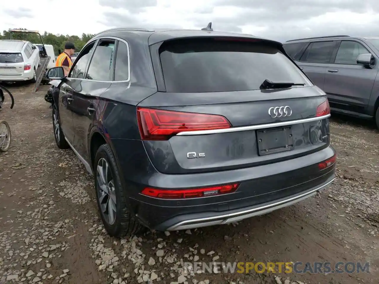 3 Фотография поврежденного автомобиля WA1AAAFYXM2140422 AUDI Q5 2021