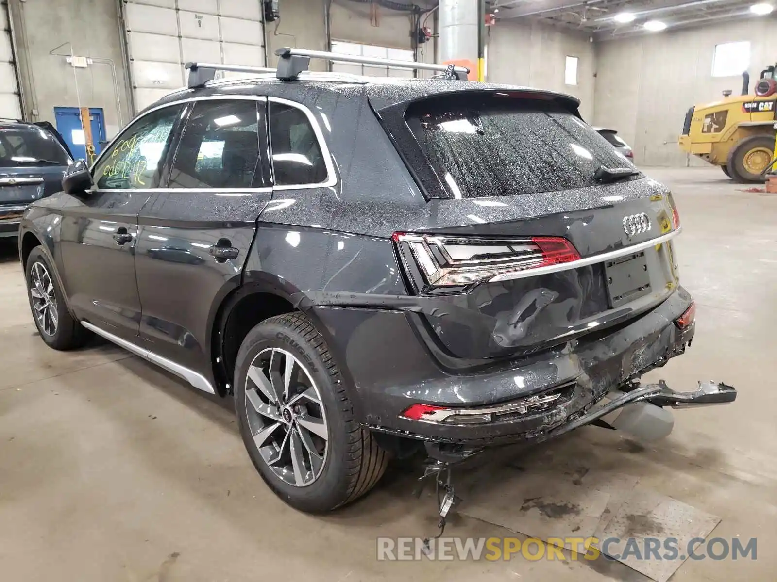 3 Photograph of a damaged car WA1AABFY6M2125678 AUDI Q5 2021