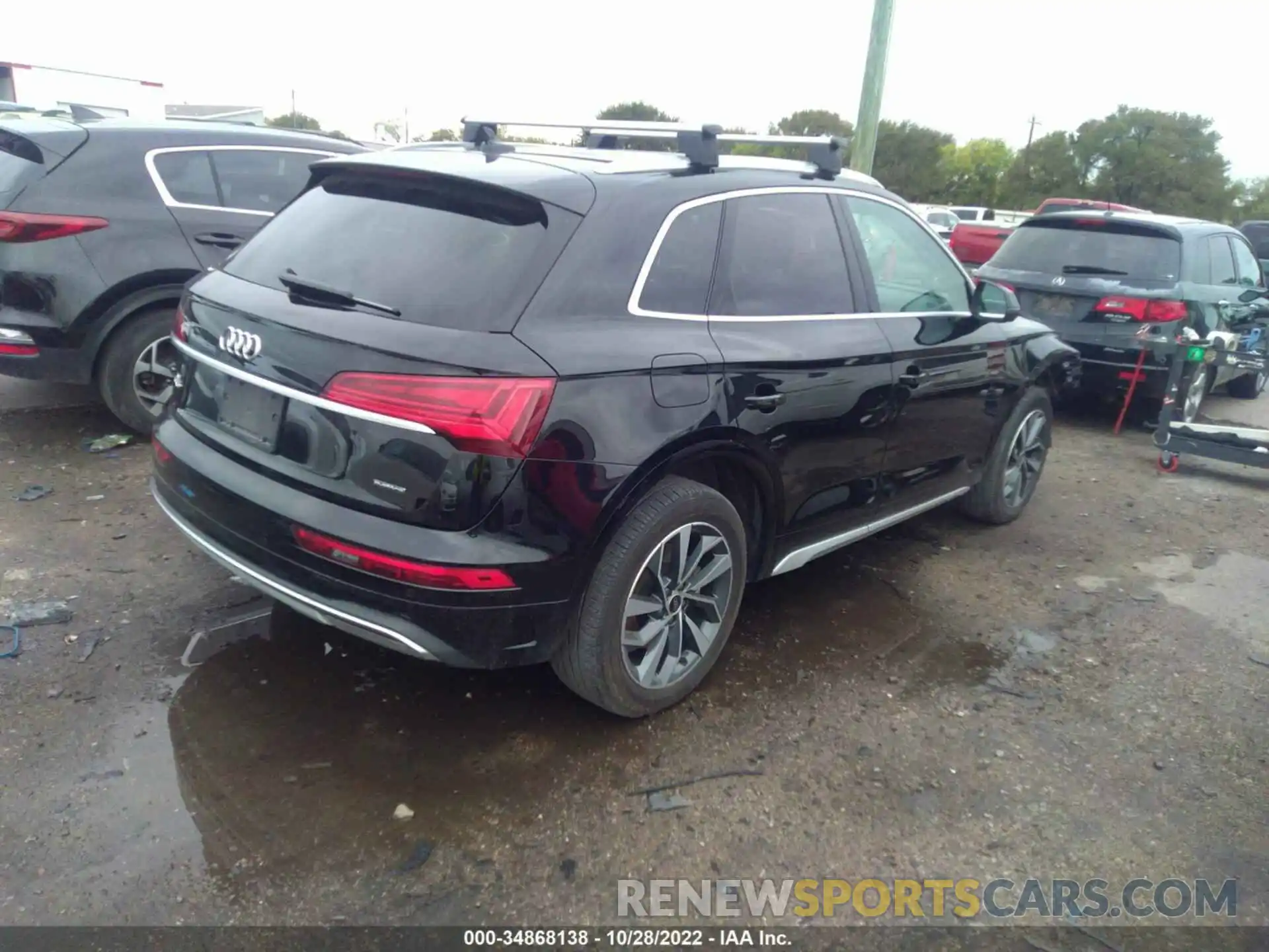 4 Photograph of a damaged car WA1BAAFY0M2017894 AUDI Q5 2021