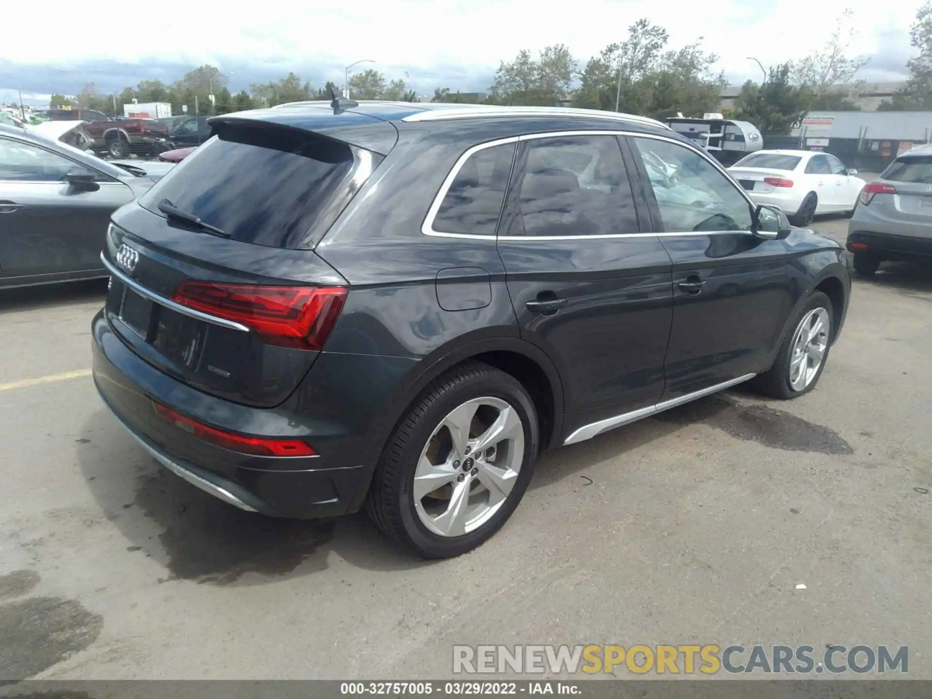 4 Фотография поврежденного автомобиля WA1BAAFY0M2025798 AUDI Q5 2021