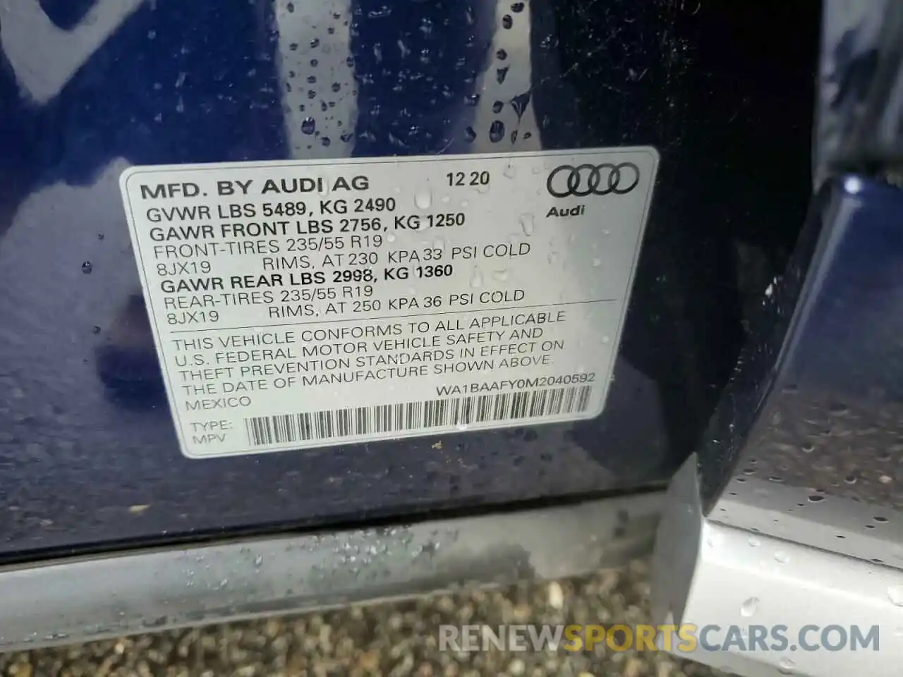 10 Photograph of a damaged car WA1BAAFY0M2040592 AUDI Q5 2021