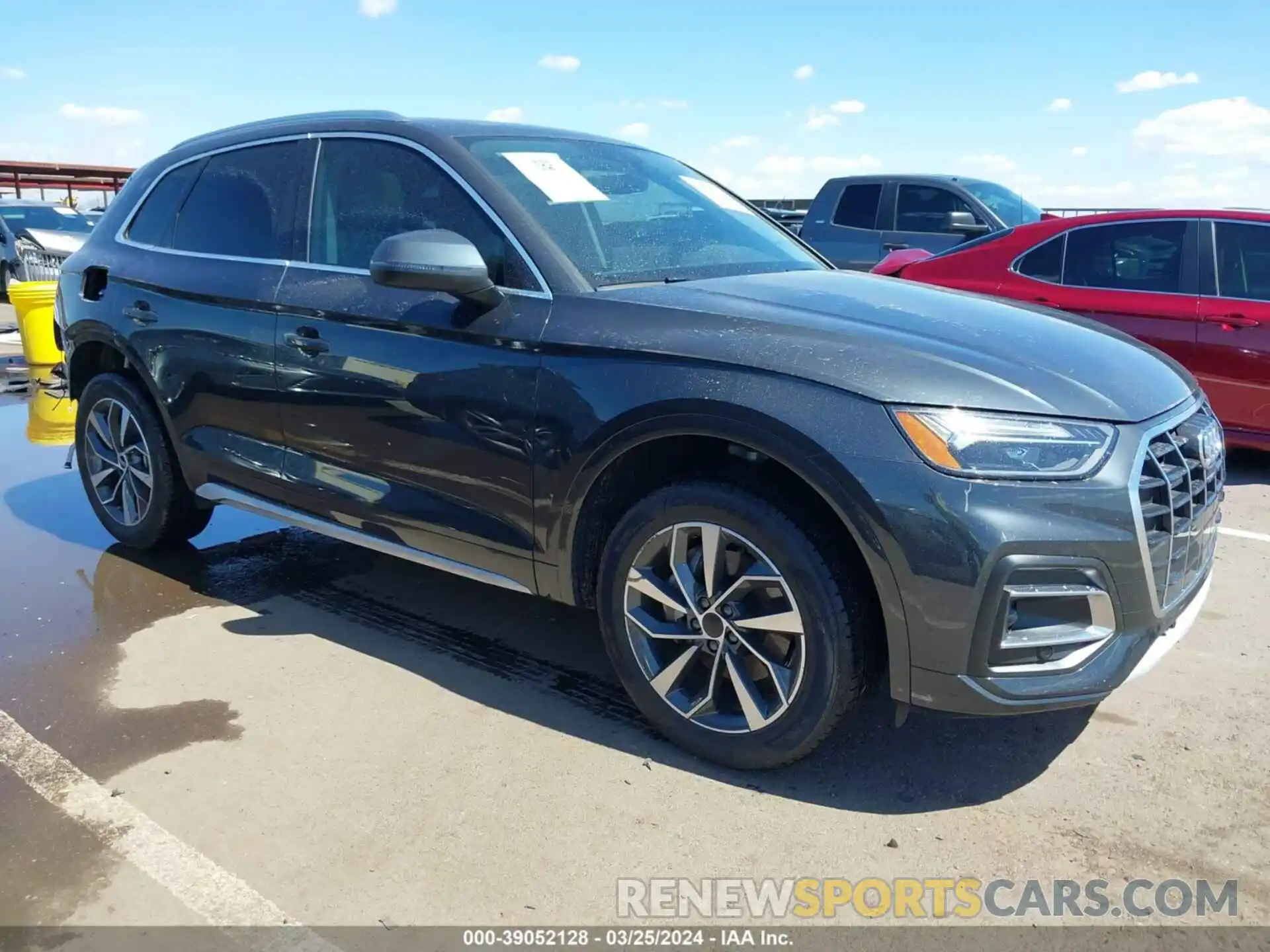 1 Photograph of a damaged car WA1BAAFY0M2049292 AUDI Q5 2021