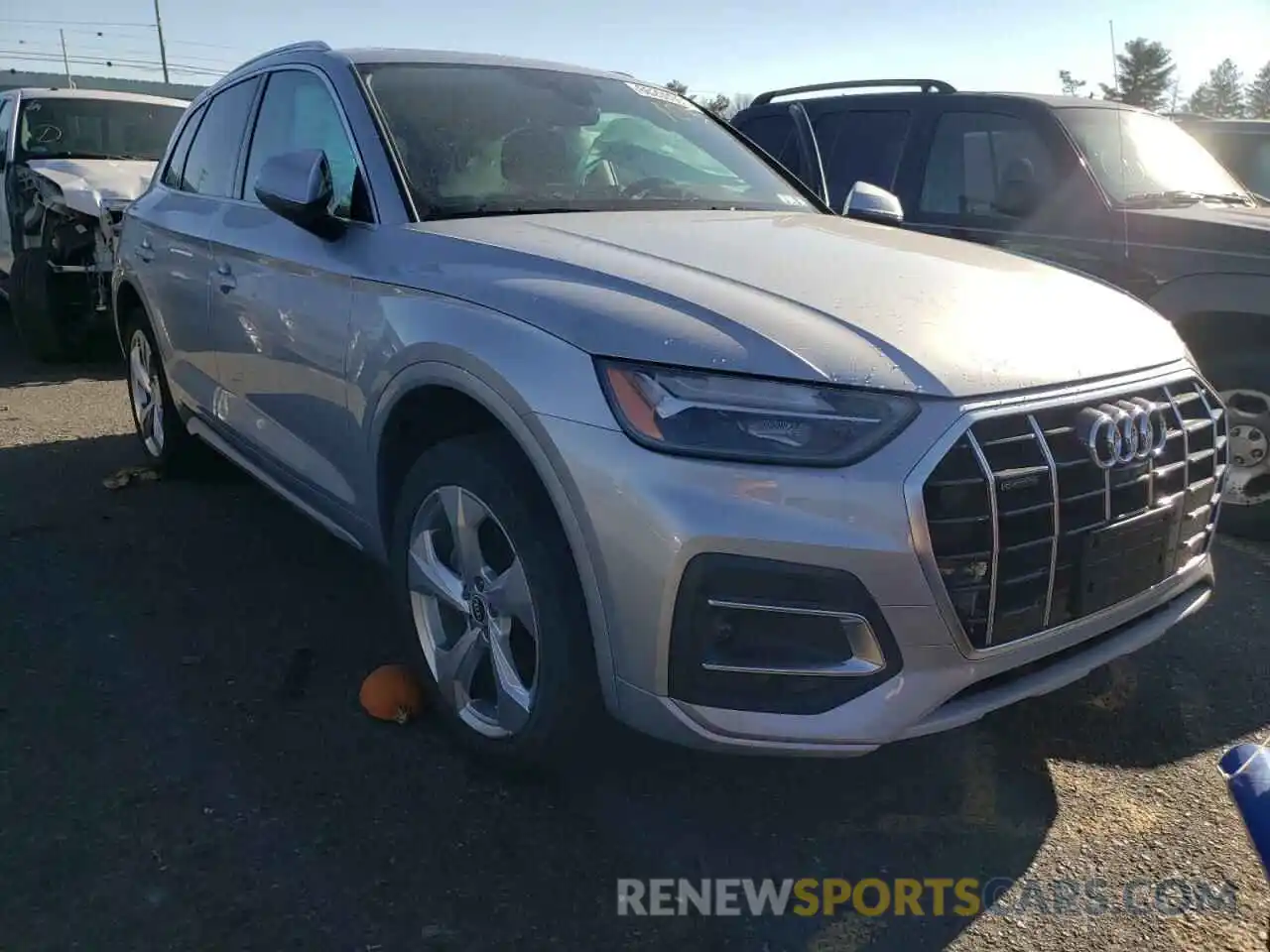 1 Photograph of a damaged car WA1BAAFY0M2068456 AUDI Q5 2021