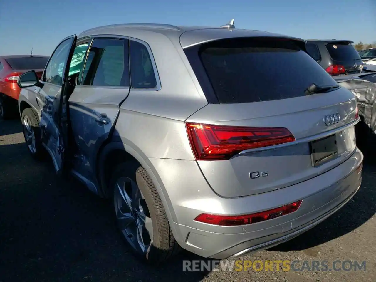 3 Photograph of a damaged car WA1BAAFY0M2068456 AUDI Q5 2021