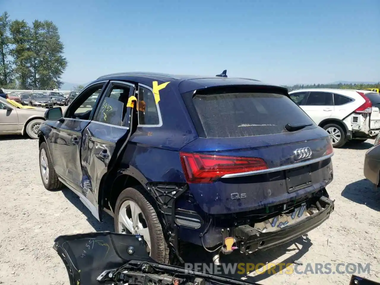 3 Фотография поврежденного автомобиля WA1BAAFY0M2124461 AUDI Q5 2021