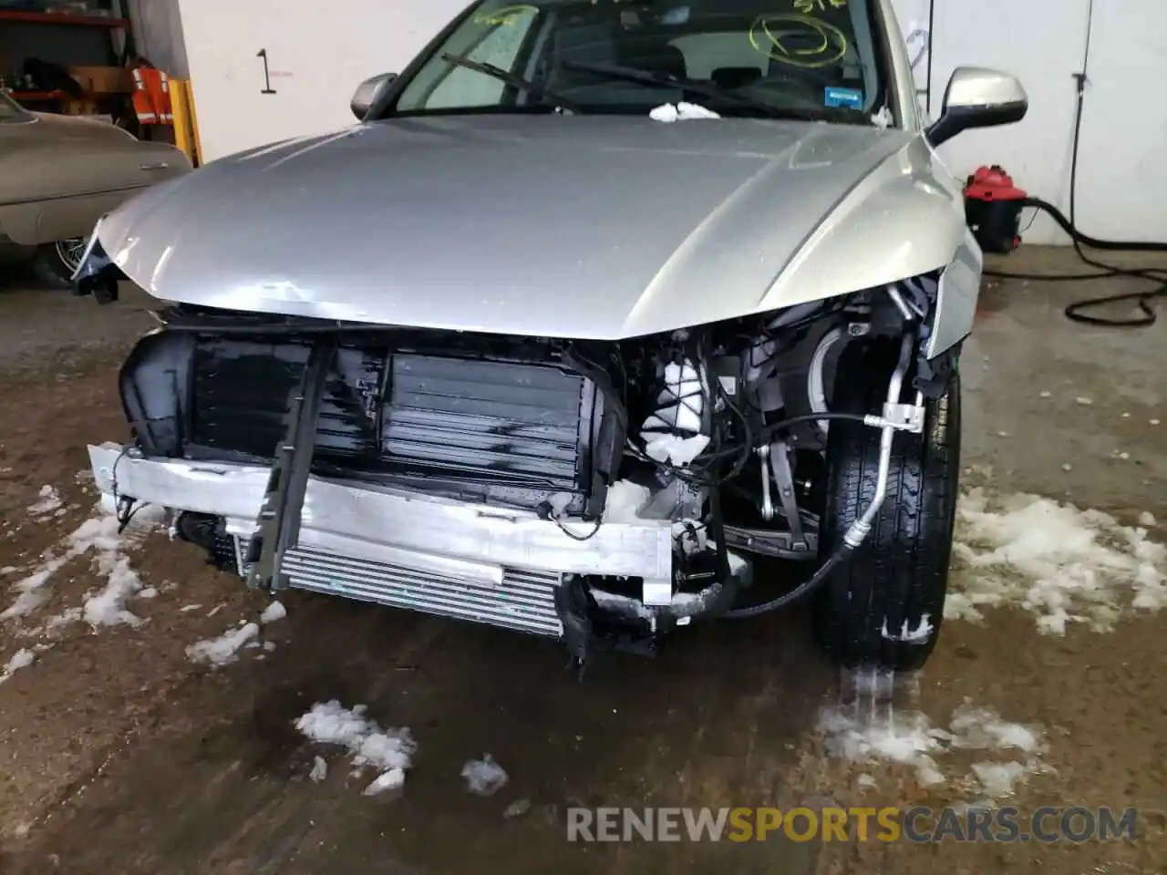 9 Photograph of a damaged car WA1BAAFY1M2007195 AUDI Q5 2021