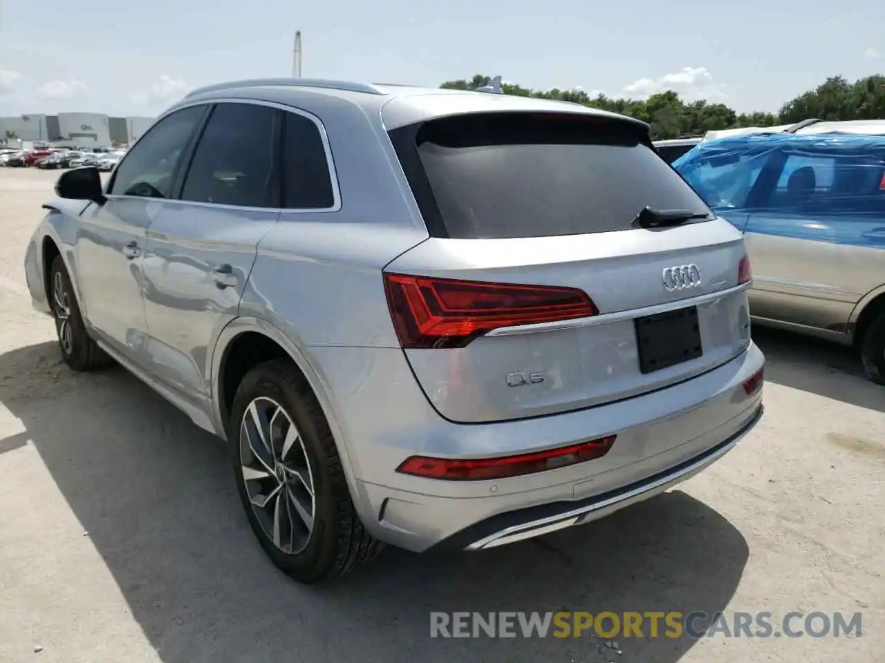 3 Фотография поврежденного автомобиля WA1BAAFY1M2030489 AUDI Q5 2021