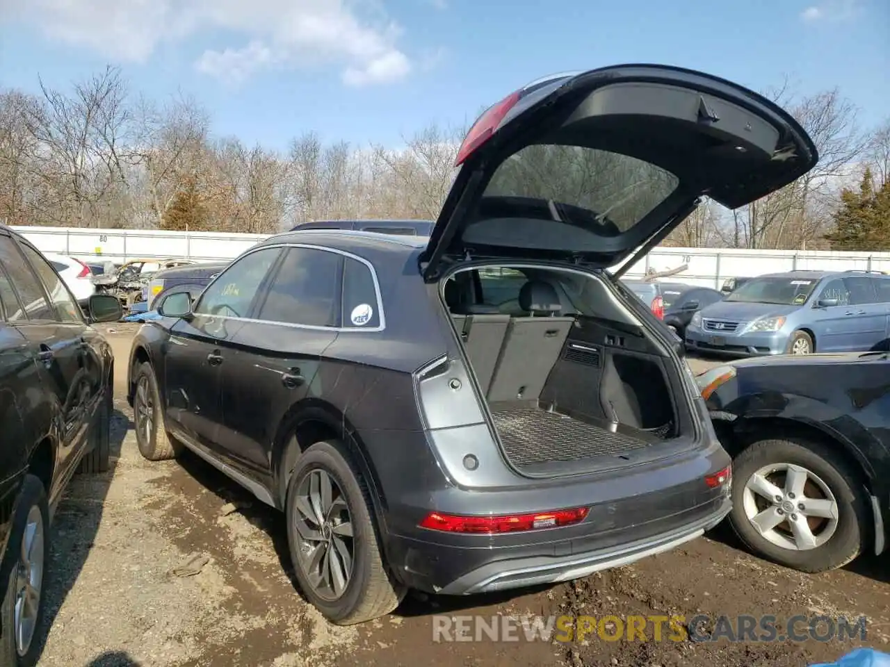 3 Photograph of a damaged car WA1BAAFY1M2032114 AUDI Q5 2021