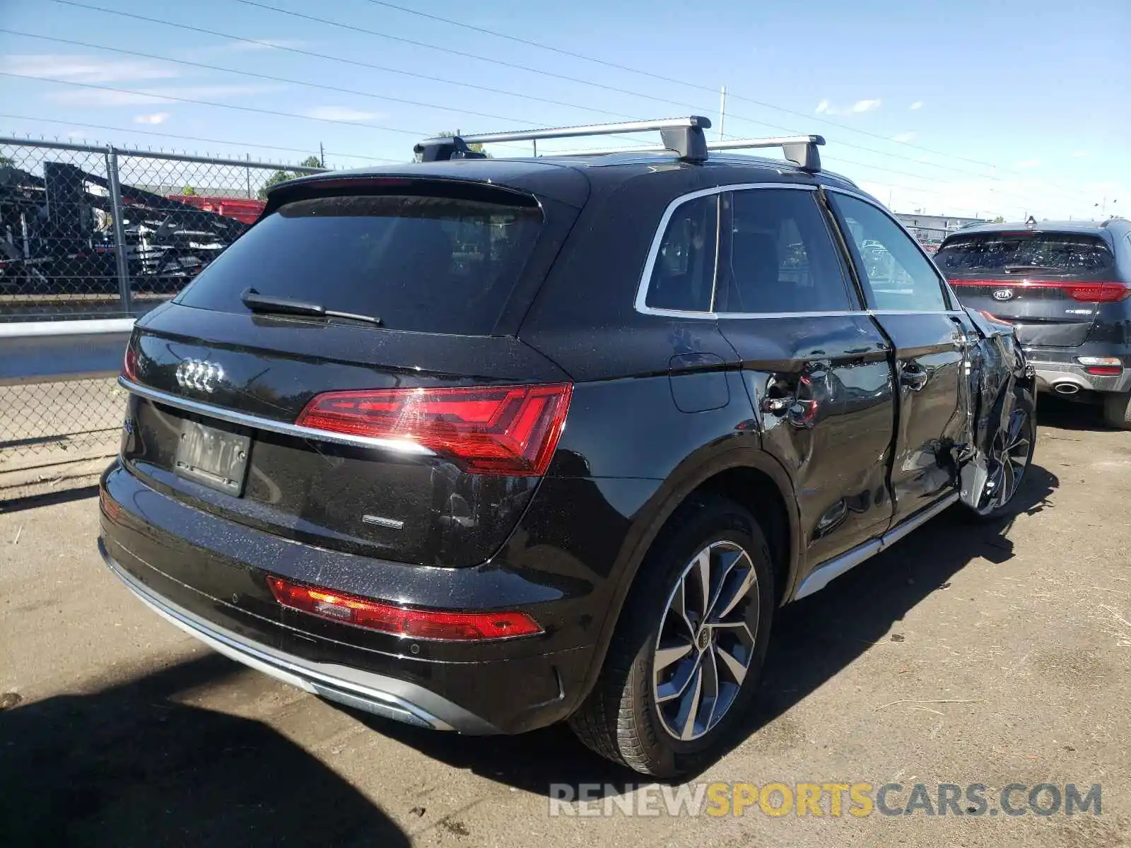 4 Фотография поврежденного автомобиля WA1BAAFY1M2050631 AUDI Q5 2021