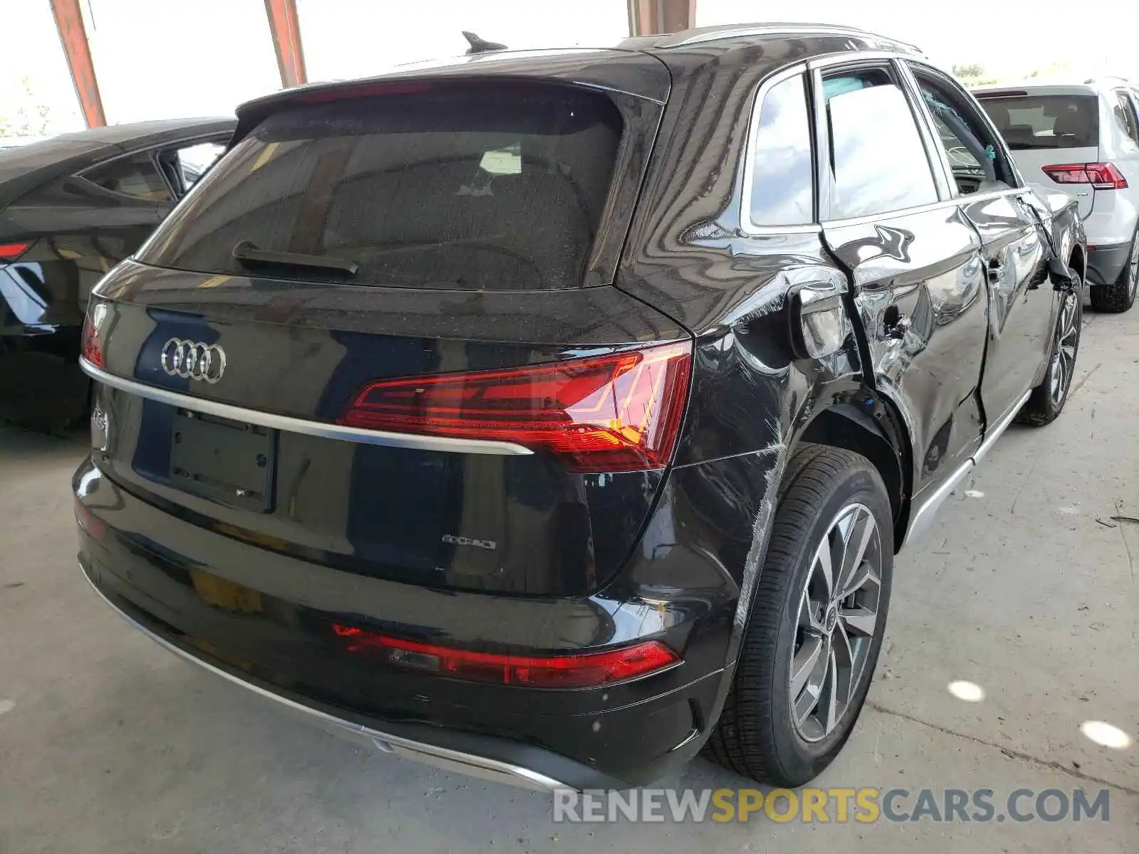 4 Фотография поврежденного автомобиля WA1BAAFY1M2050841 AUDI Q5 2021