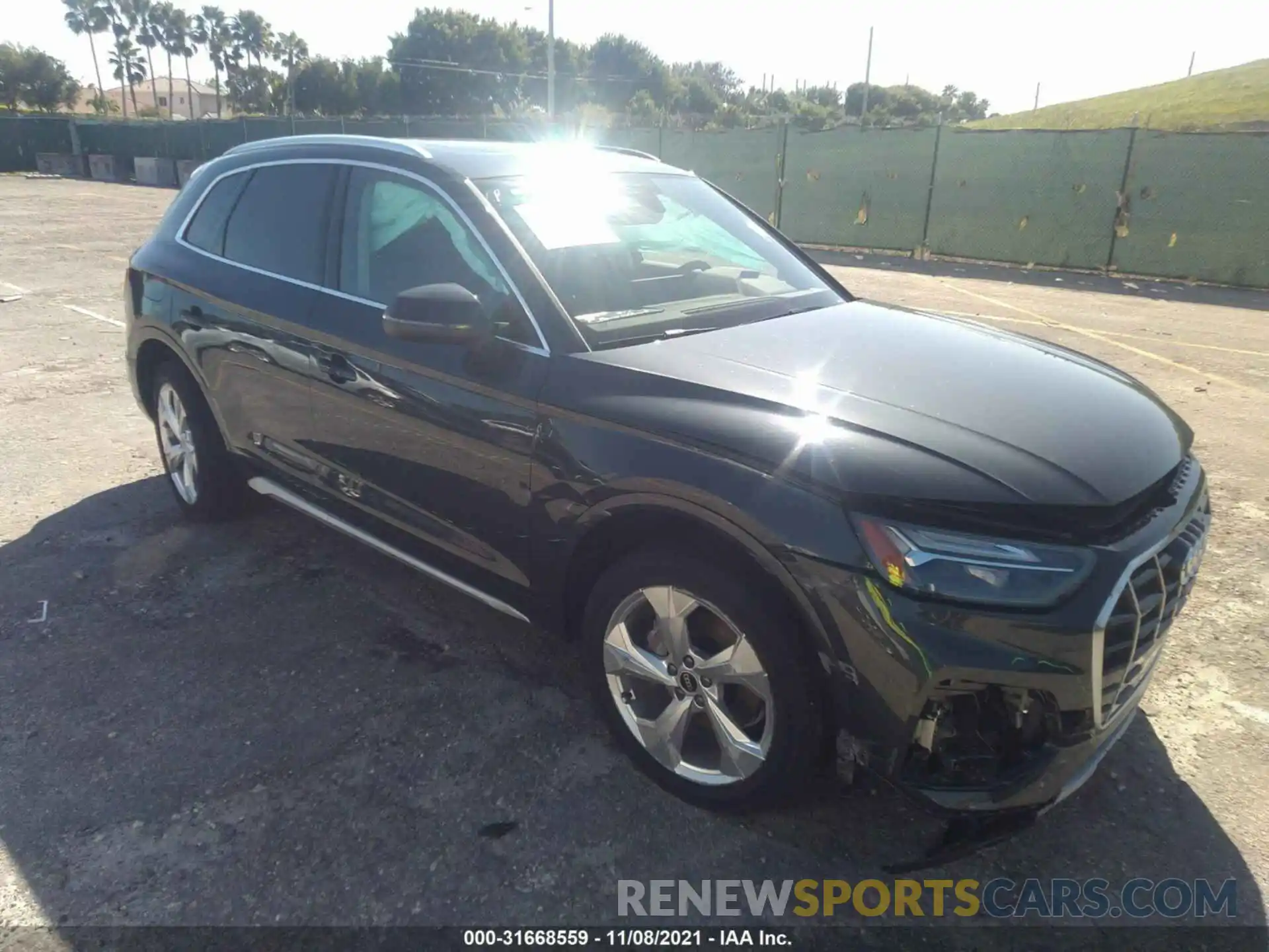 1 Photograph of a damaged car WA1BAAFY1M2066036 AUDI Q5 2021