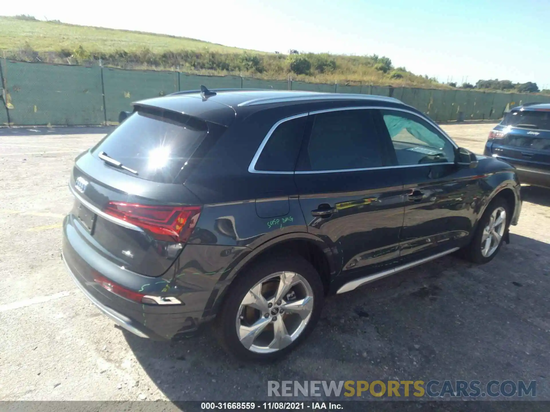 4 Photograph of a damaged car WA1BAAFY1M2066036 AUDI Q5 2021