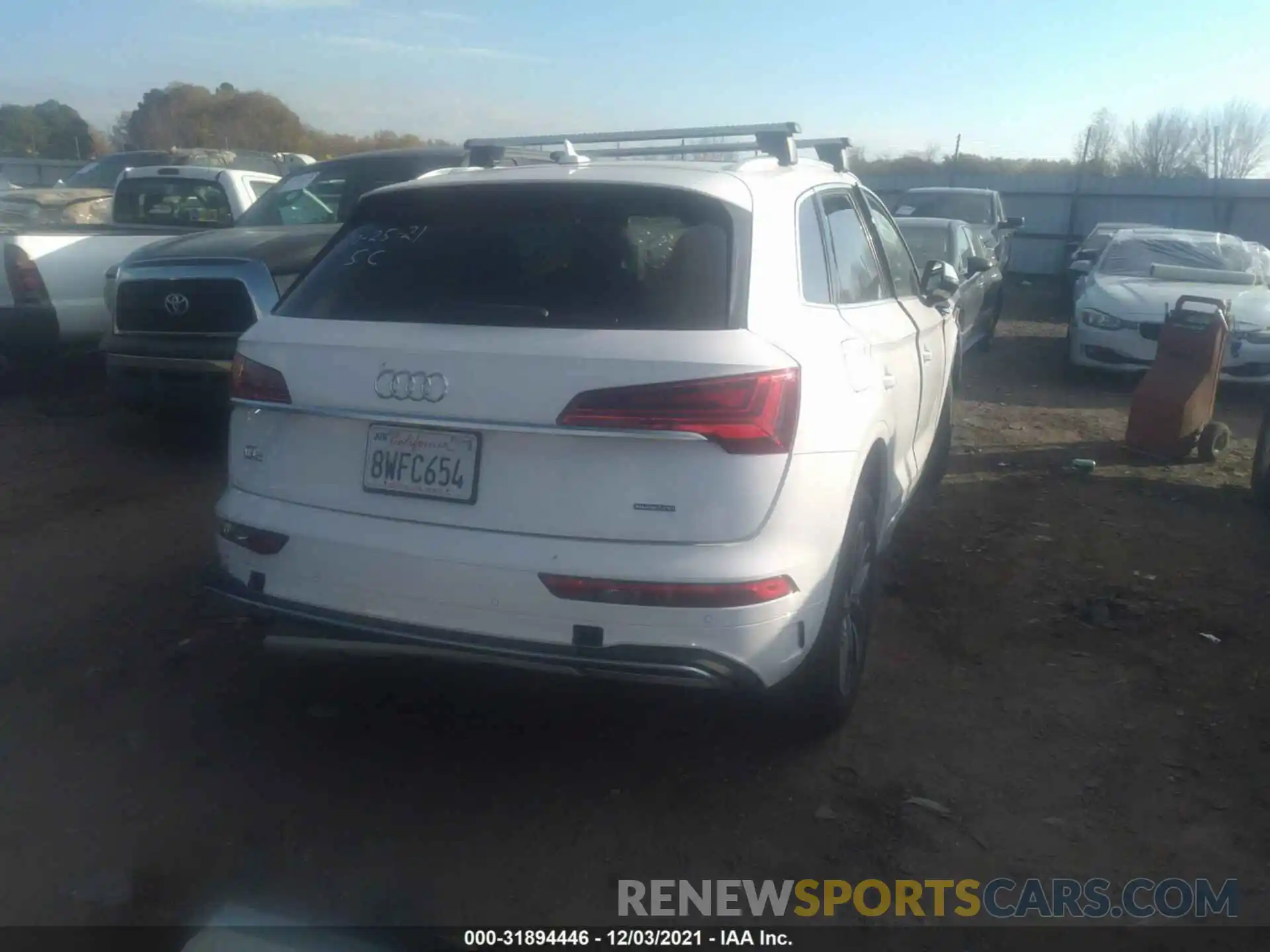 4 Photograph of a damaged car WA1BAAFY1M2105689 AUDI Q5 2021