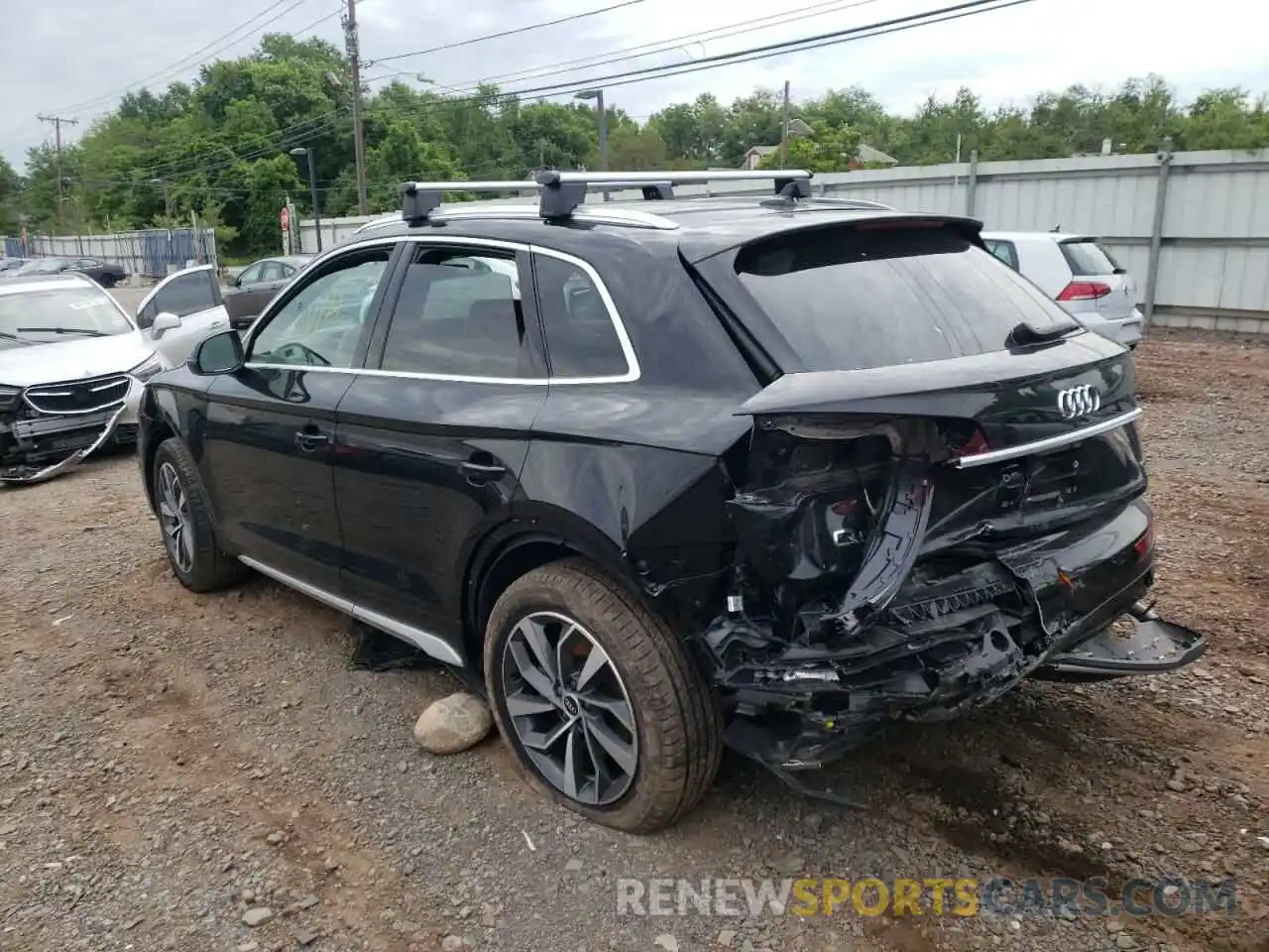 3 Photograph of a damaged car WA1BAAFY1M2130138 AUDI Q5 2021