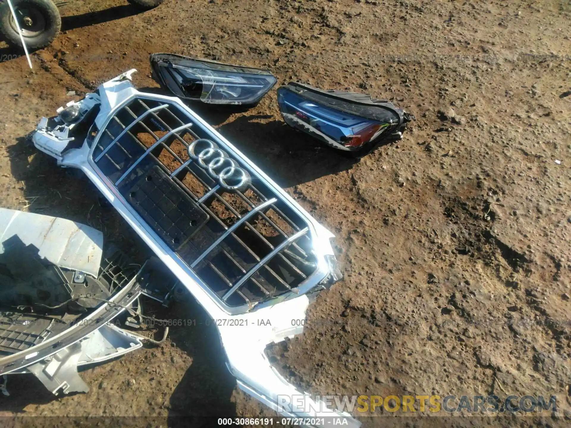 12 Photograph of a damaged car WA1BAAFY2M2004001 AUDI Q5 2021