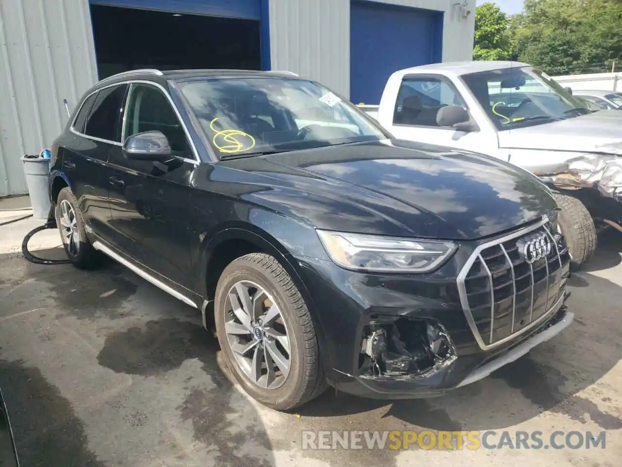 1 Photograph of a damaged car WA1BAAFY2M2004113 AUDI Q5 2021