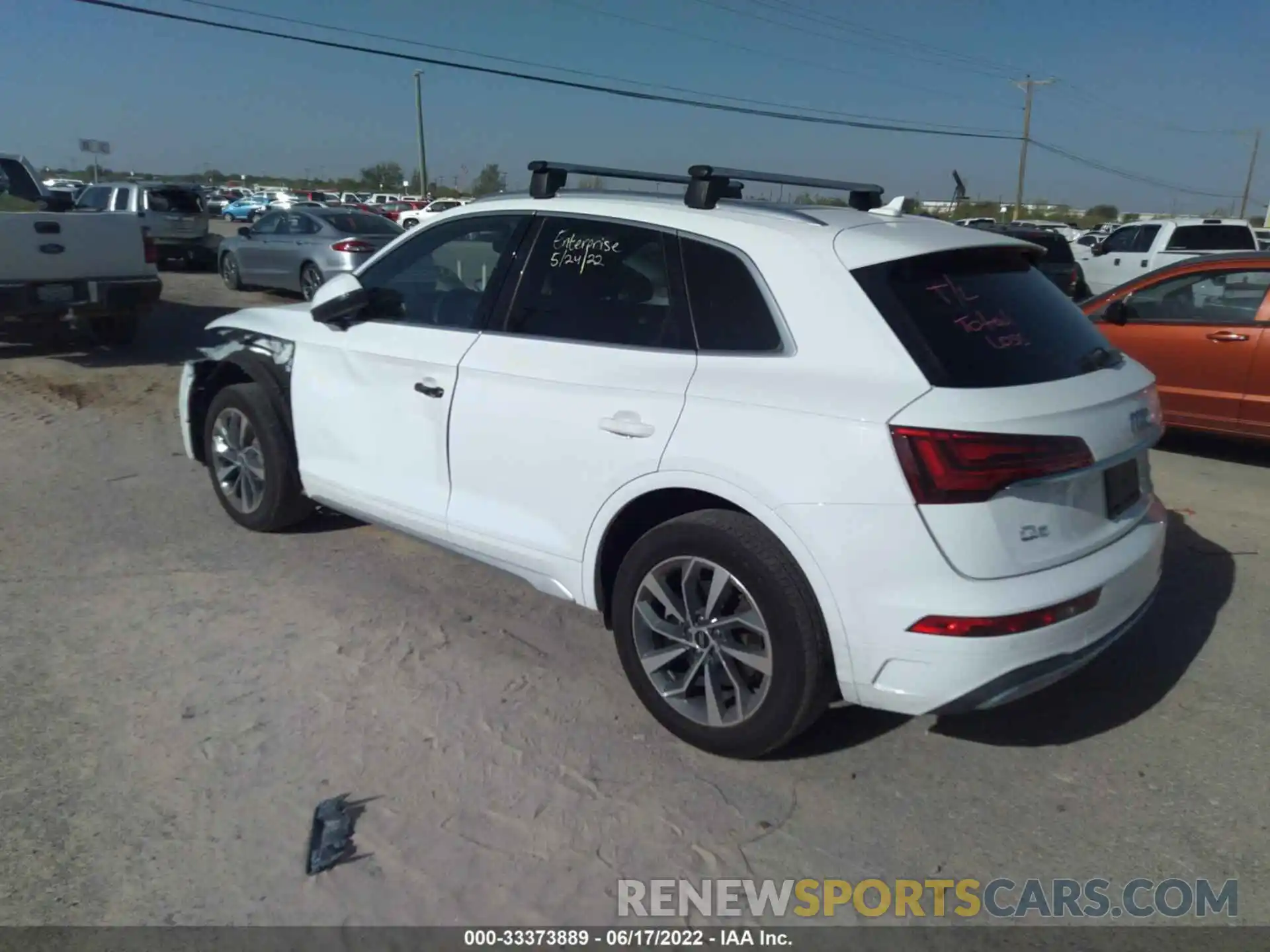 3 Photograph of a damaged car WA1BAAFY2M2020649 AUDI Q5 2021