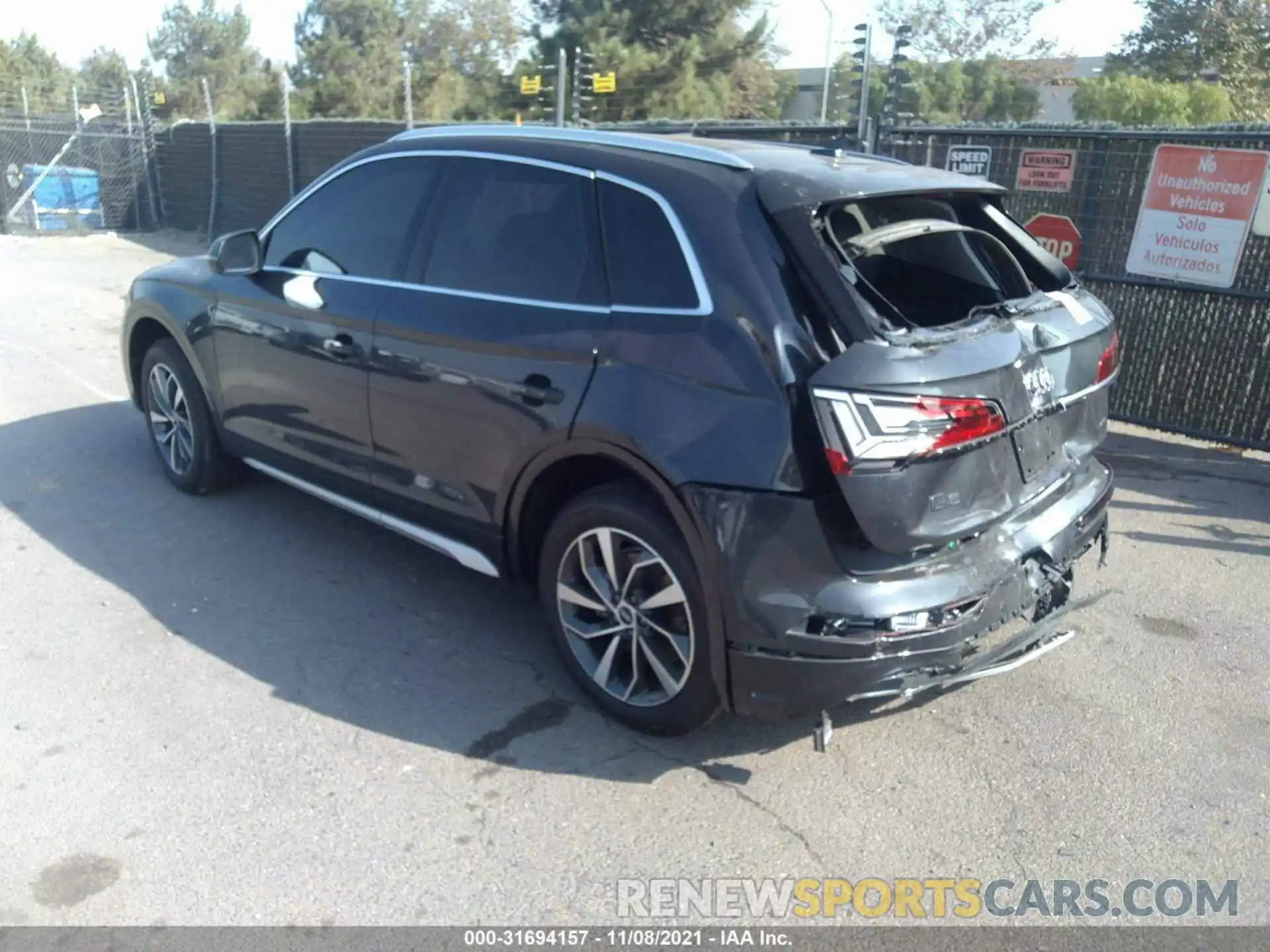 3 Photograph of a damaged car WA1BAAFY2M2026015 AUDI Q5 2021