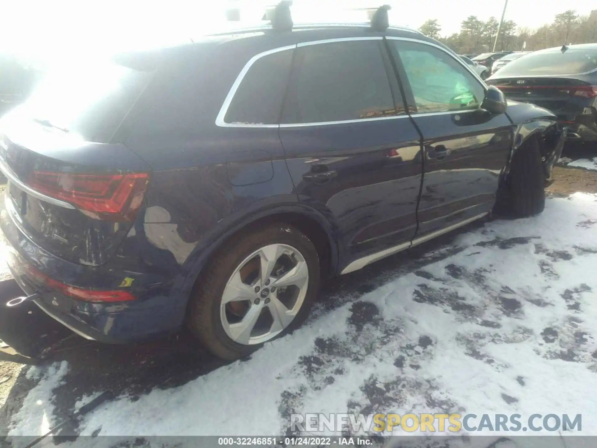 4 Фотография поврежденного автомобиля WA1BAAFY2M2060665 AUDI Q5 2021