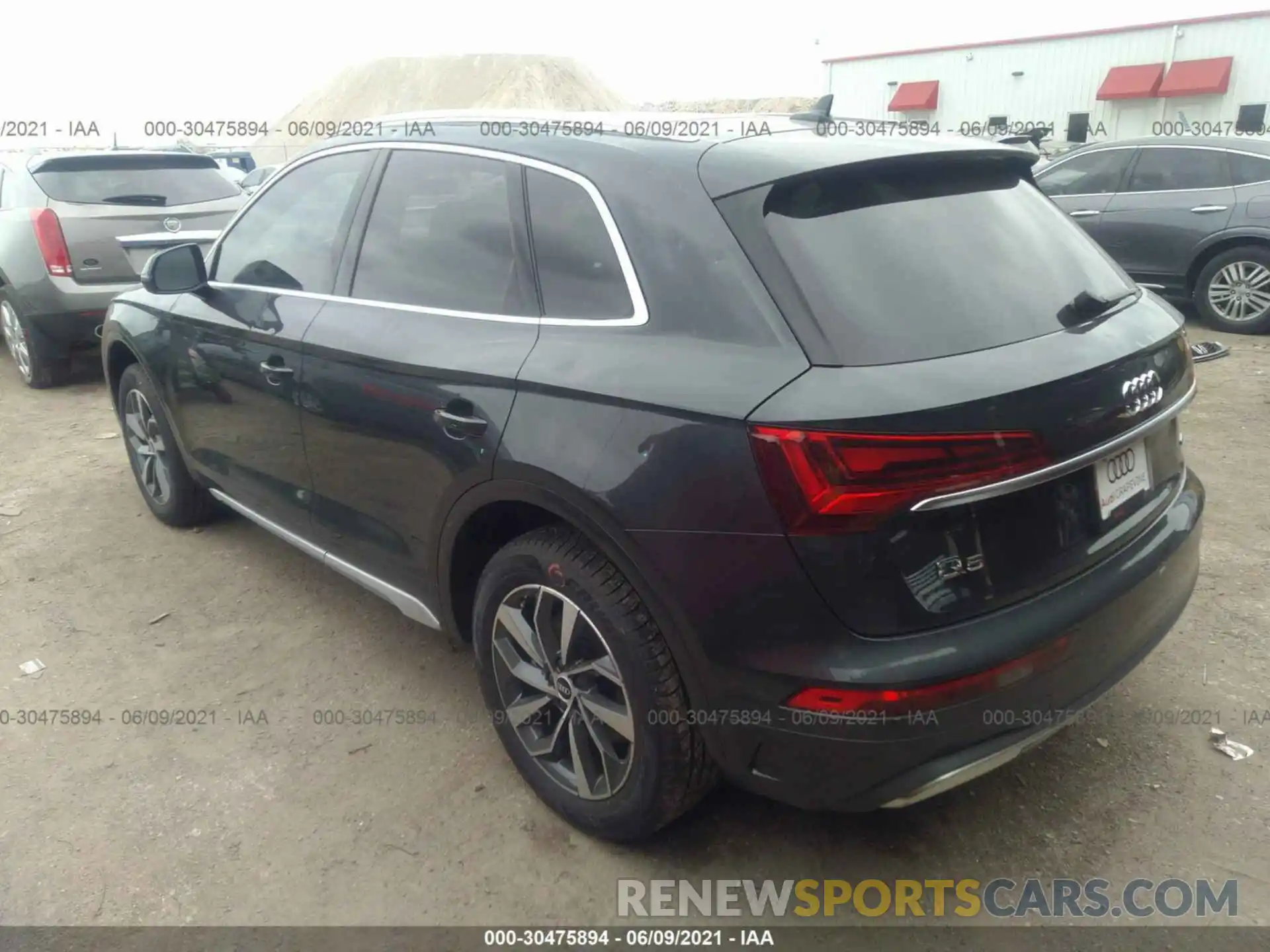 3 Фотография поврежденного автомобиля WA1BAAFY2M2066367 AUDI Q5 2021