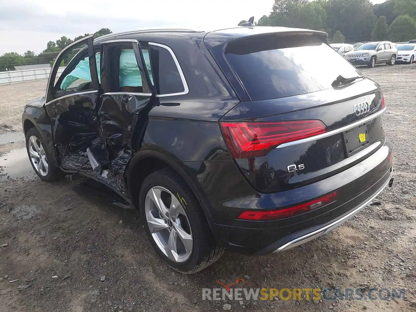 3 Photograph of a damaged car WA1BAAFY2M2079491 AUDI Q5 2021