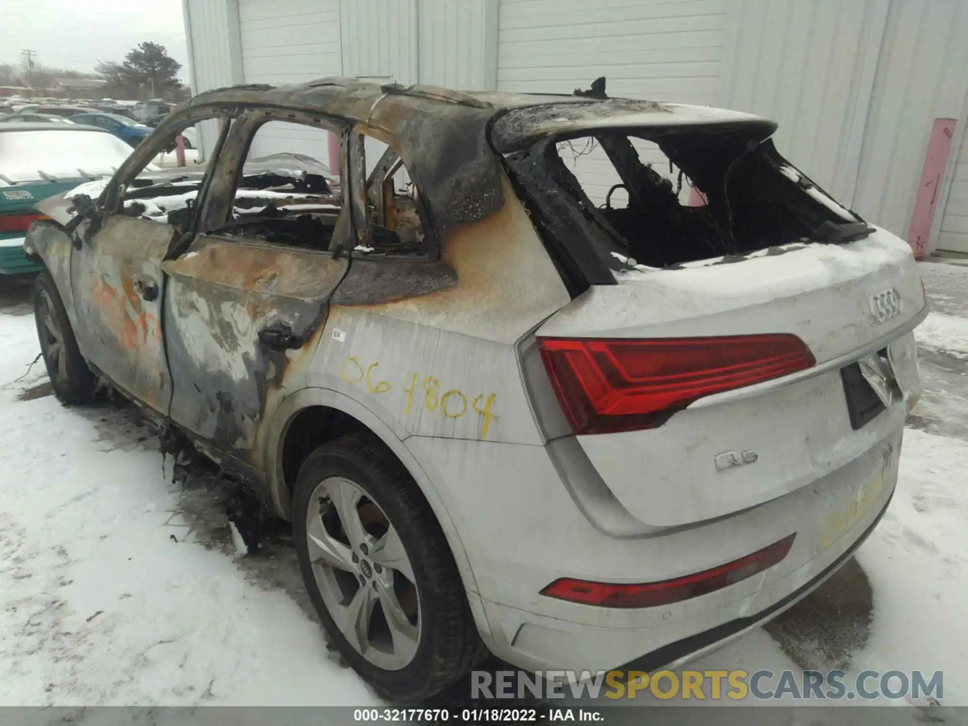 3 Фотография поврежденного автомобиля WA1BAAFY2M2133694 AUDI Q5 2021