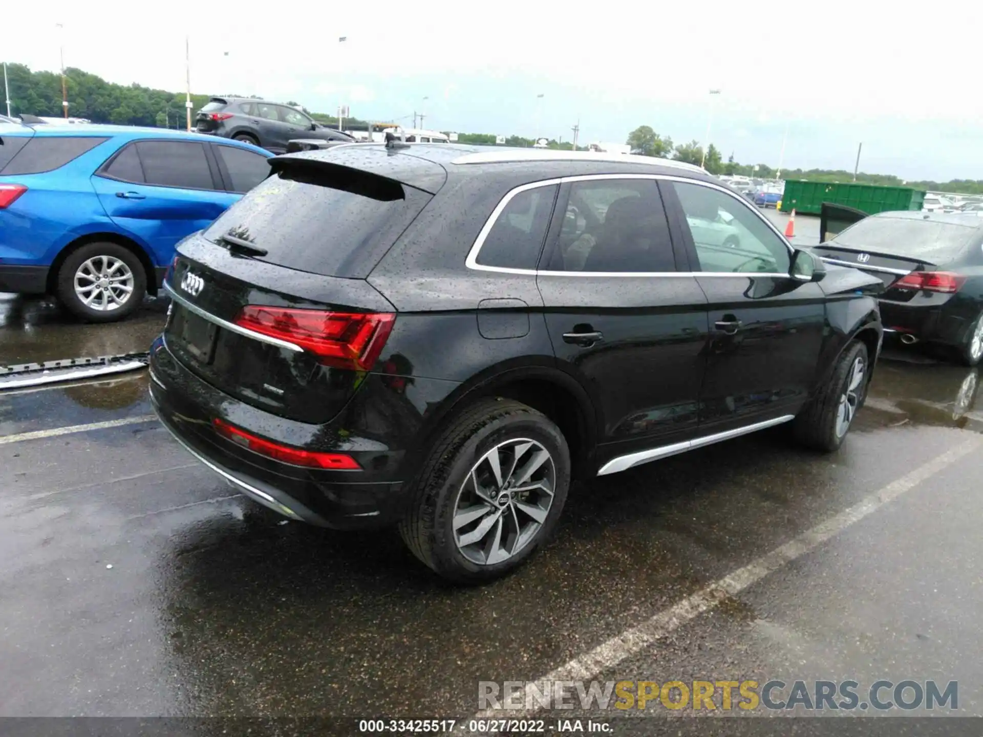 4 Photograph of a damaged car WA1BAAFY3M2013080 AUDI Q5 2021