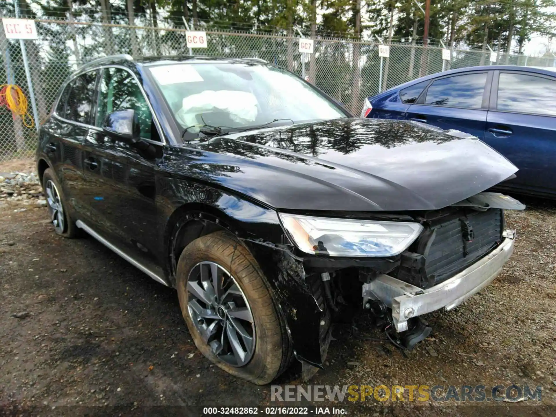 1 Photograph of a damaged car WA1BAAFY3M2015332 AUDI Q5 2021