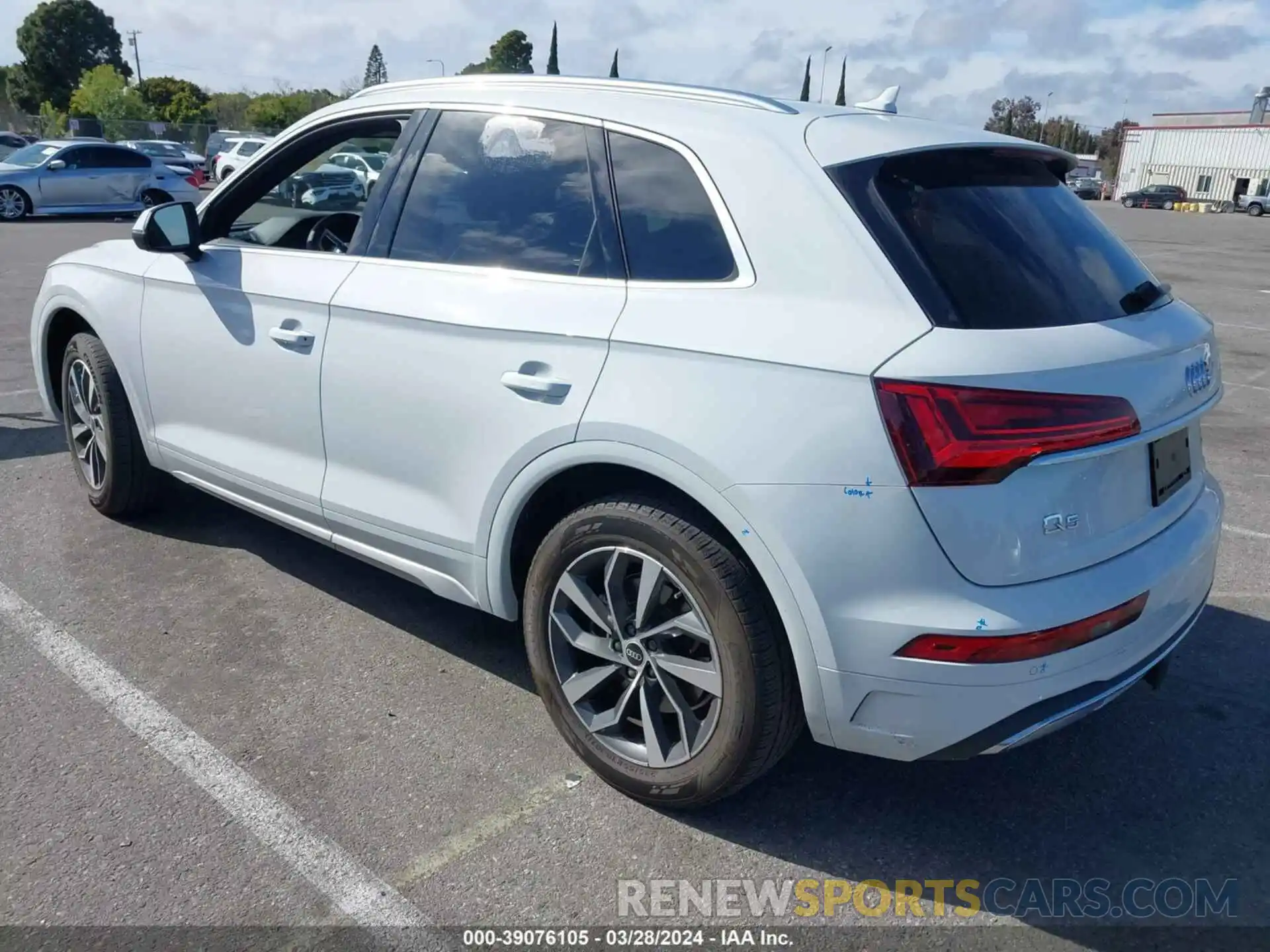 3 Фотография поврежденного автомобиля WA1BAAFY3M2084814 AUDI Q5 2021