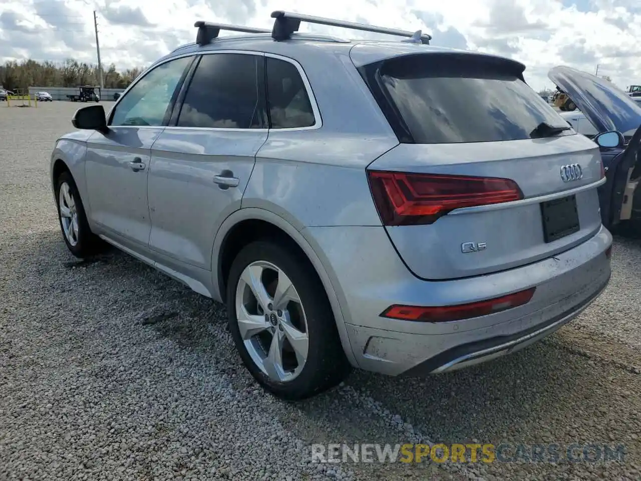 3 Фотография поврежденного автомобиля WA1BAAFY3M2117570 AUDI Q5 2021