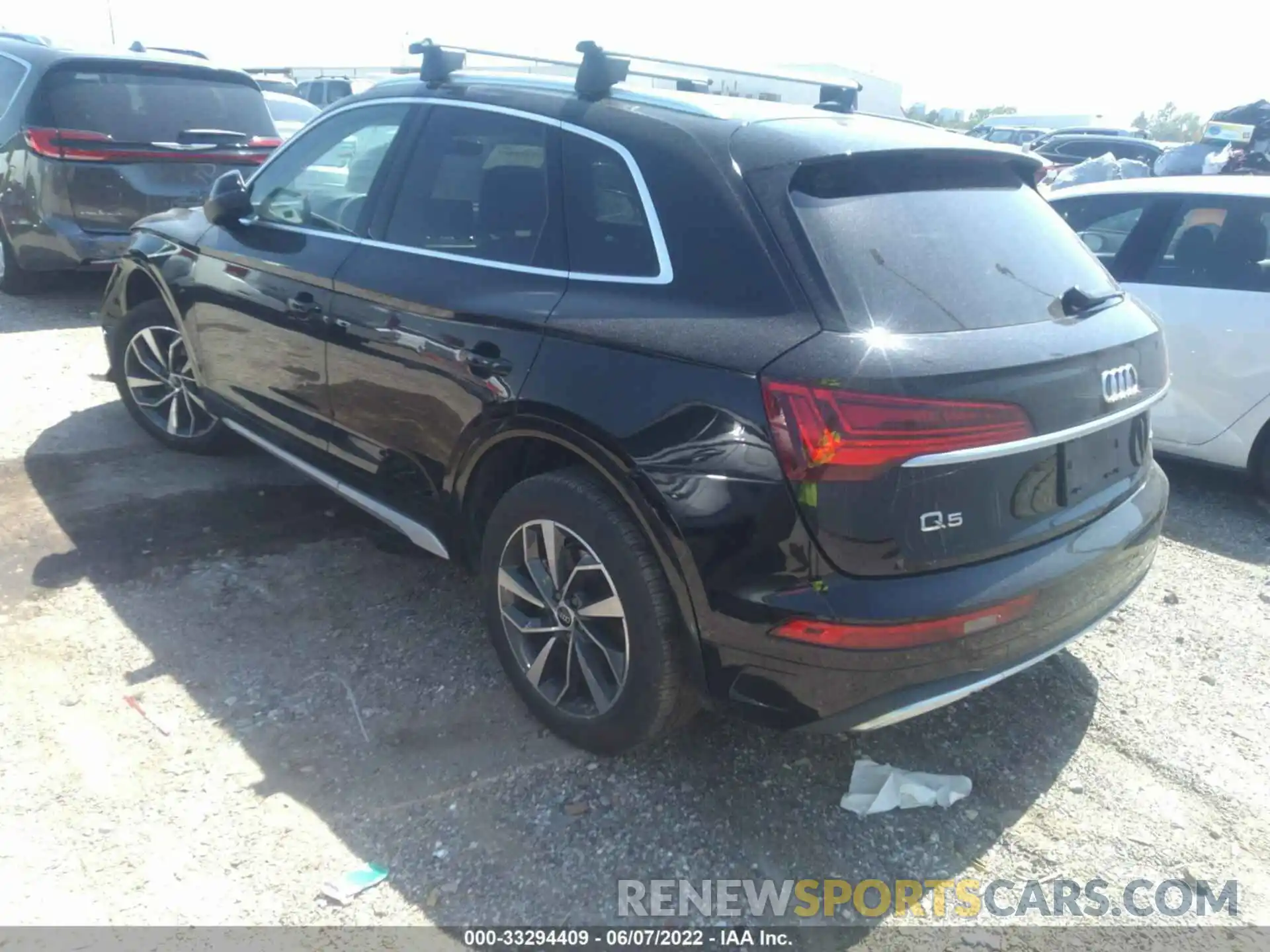 3 Photograph of a damaged car WA1BAAFY4M2014951 AUDI Q5 2021