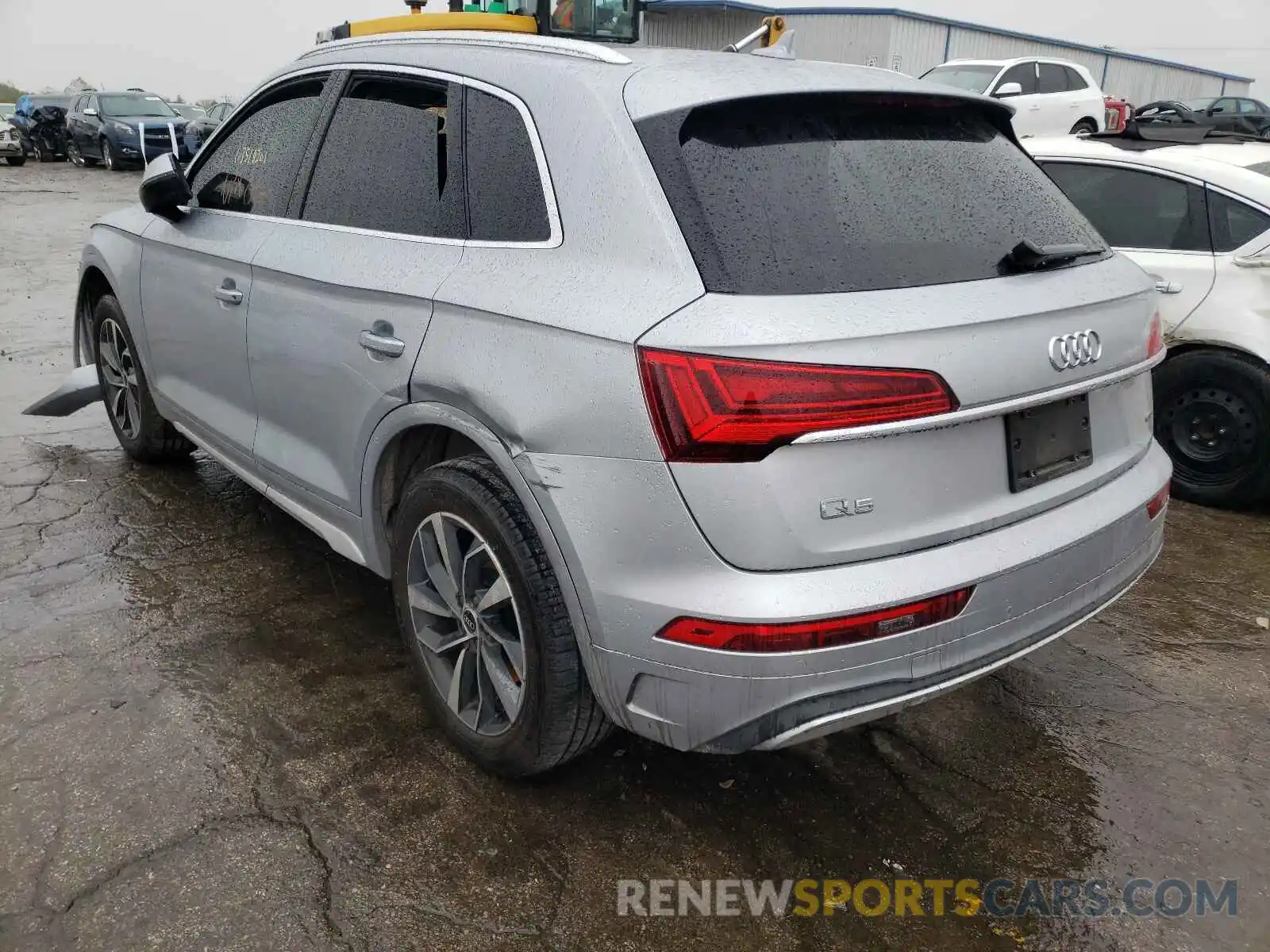 3 Photograph of a damaged car WA1BAAFY4M2033743 AUDI Q5 2021