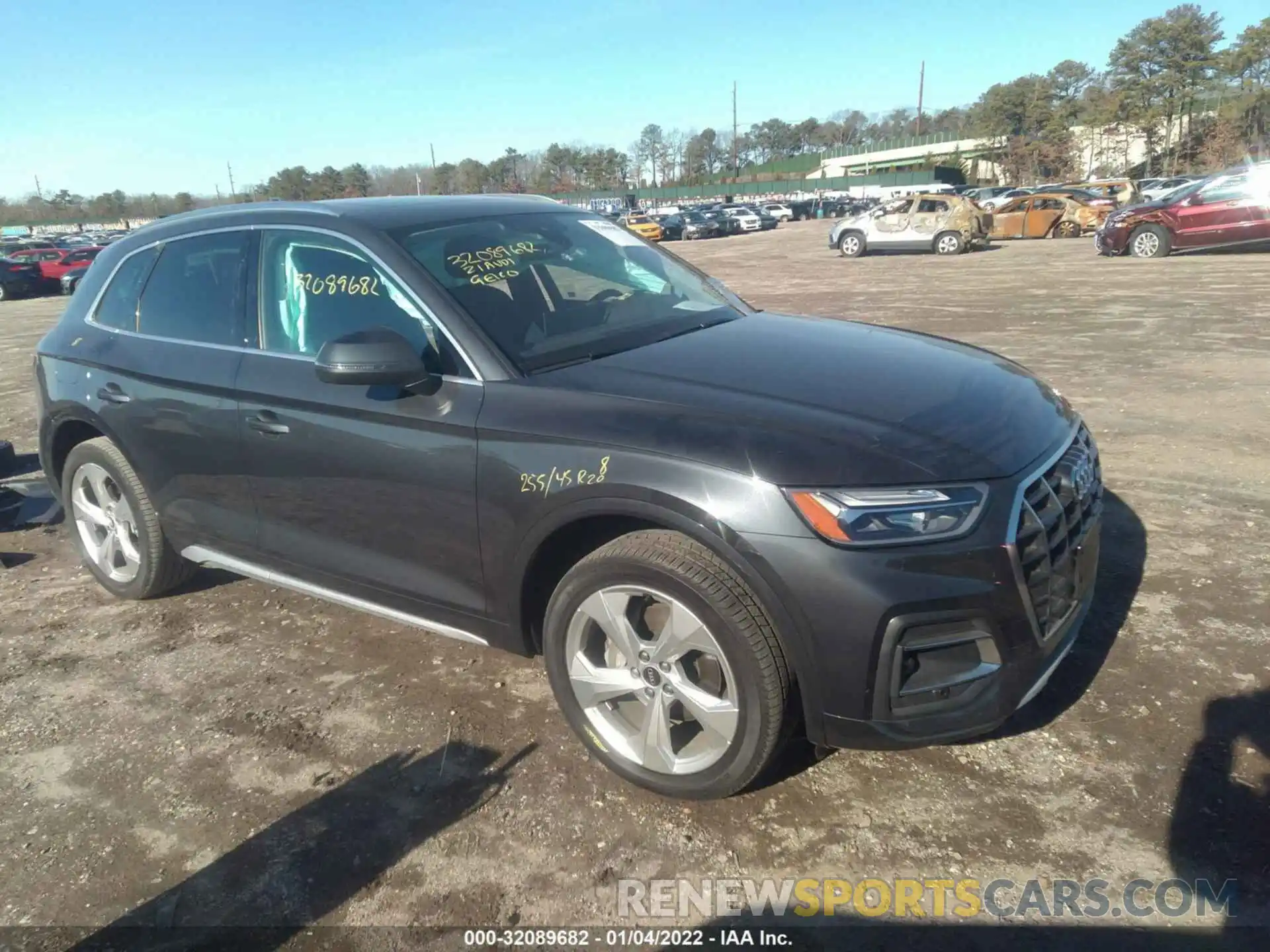 1 Photograph of a damaged car WA1BAAFY4M2035251 AUDI Q5 2021