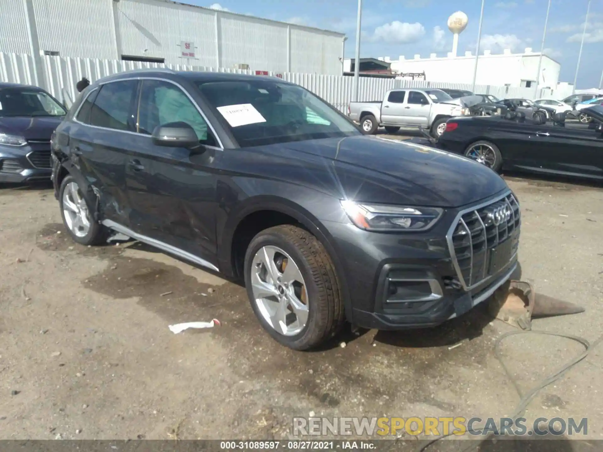 1 Photograph of a damaged car WA1BAAFY4M2061459 AUDI Q5 2021