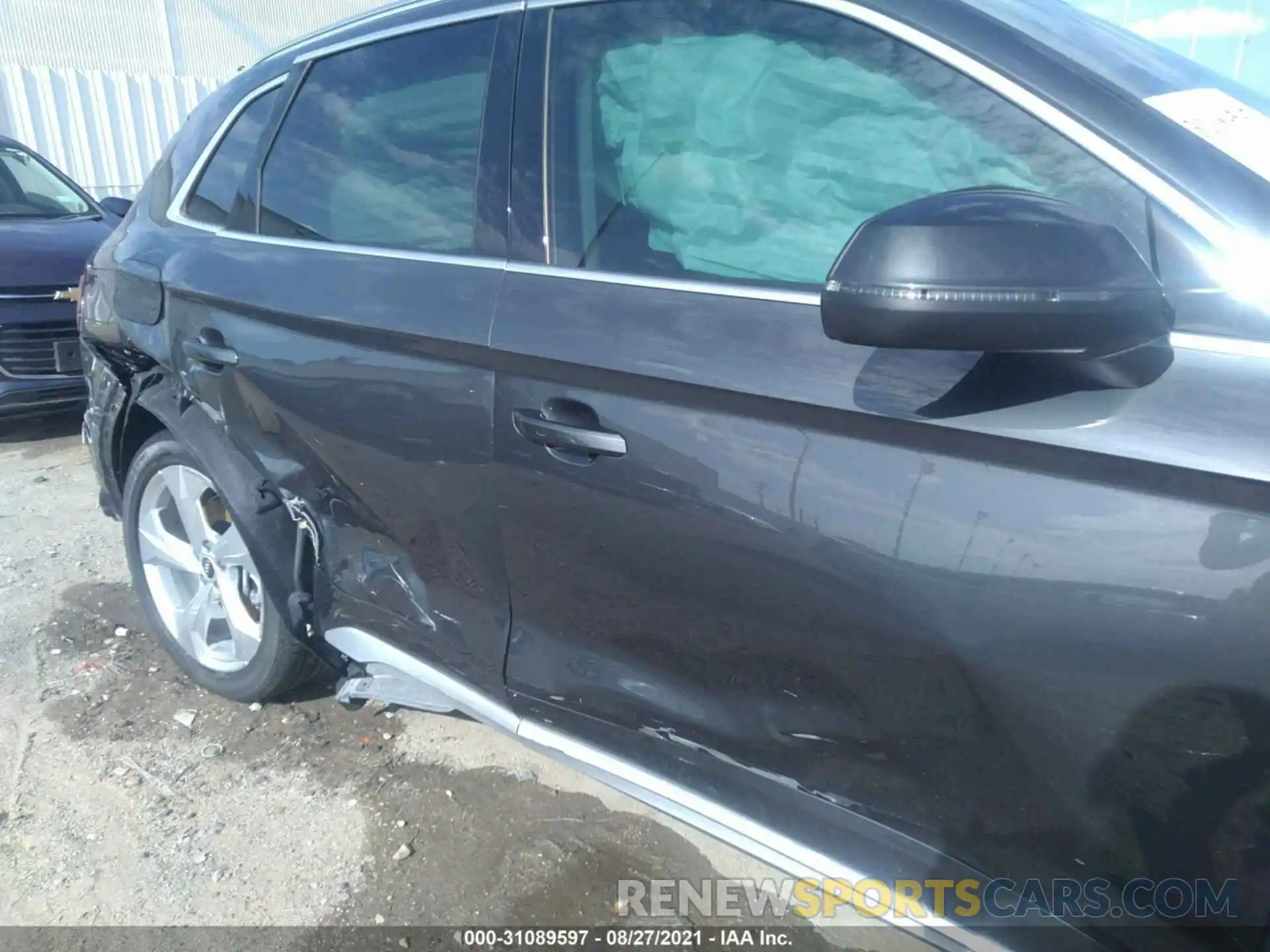 6 Photograph of a damaged car WA1BAAFY4M2061459 AUDI Q5 2021