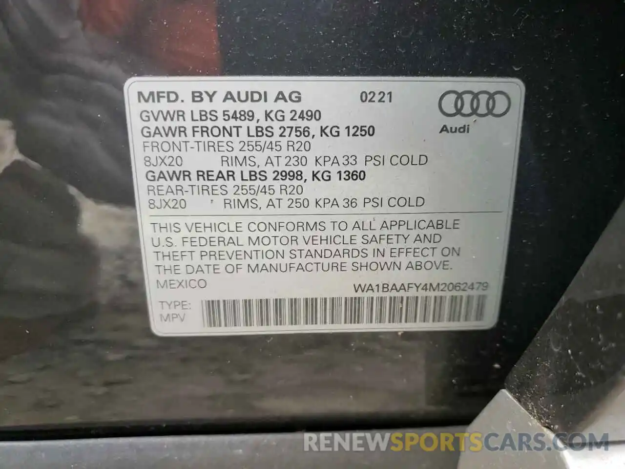 10 Photograph of a damaged car WA1BAAFY4M2062479 AUDI Q5 2021