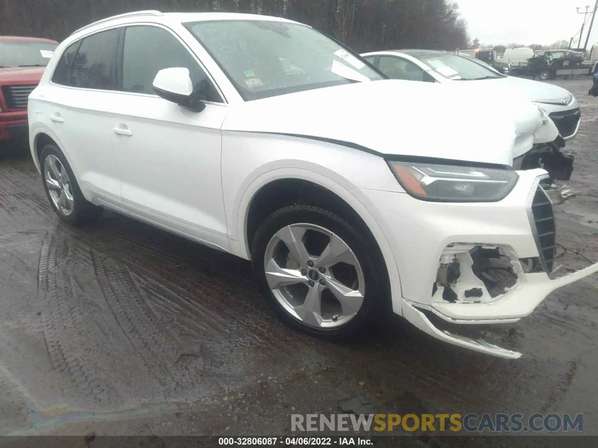 1 Photograph of a damaged car WA1BAAFY4M2077791 AUDI Q5 2021