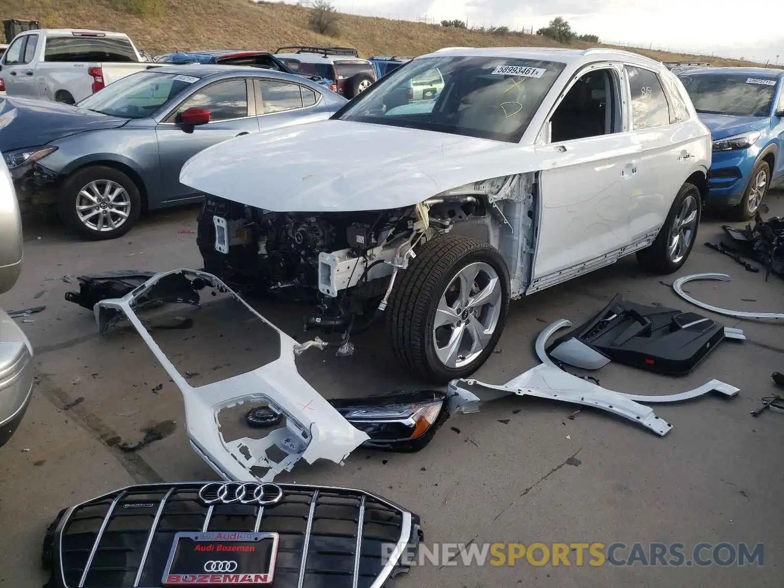 2 Photograph of a damaged car WA1BAAFY4M2133633 AUDI Q5 2021