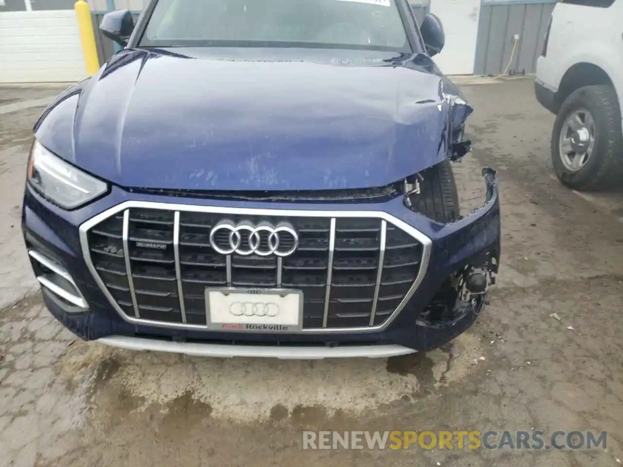 9 Photograph of a damaged car WA1BAAFY5M2010357 AUDI Q5 2021