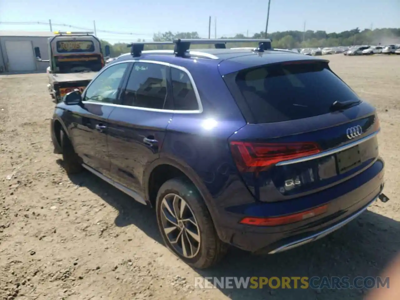 3 Photograph of a damaged car WA1BAAFY5M2020953 AUDI Q5 2021