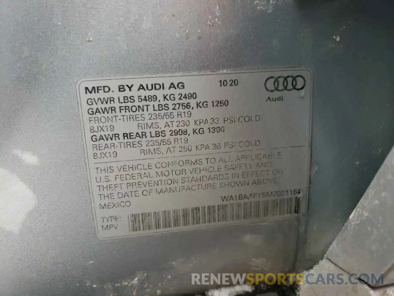 10 Photograph of a damaged car WA1BAAFY5M2021164 AUDI Q5 2021