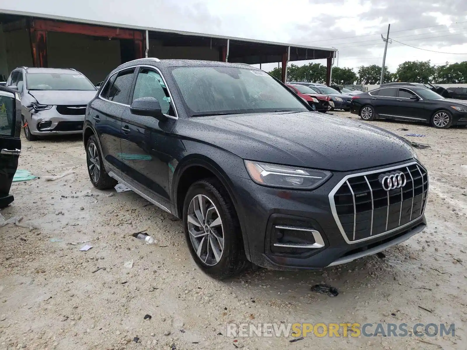 1 Photograph of a damaged car WA1BAAFY5M2051202 AUDI Q5 2021