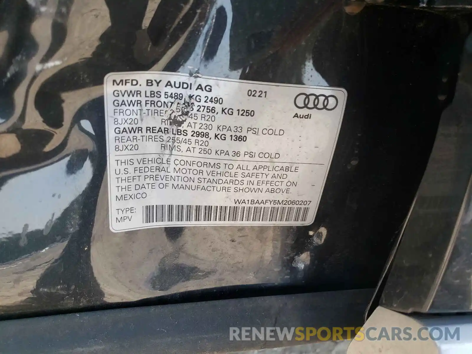 10 Photograph of a damaged car WA1BAAFY5M2060207 AUDI Q5 2021