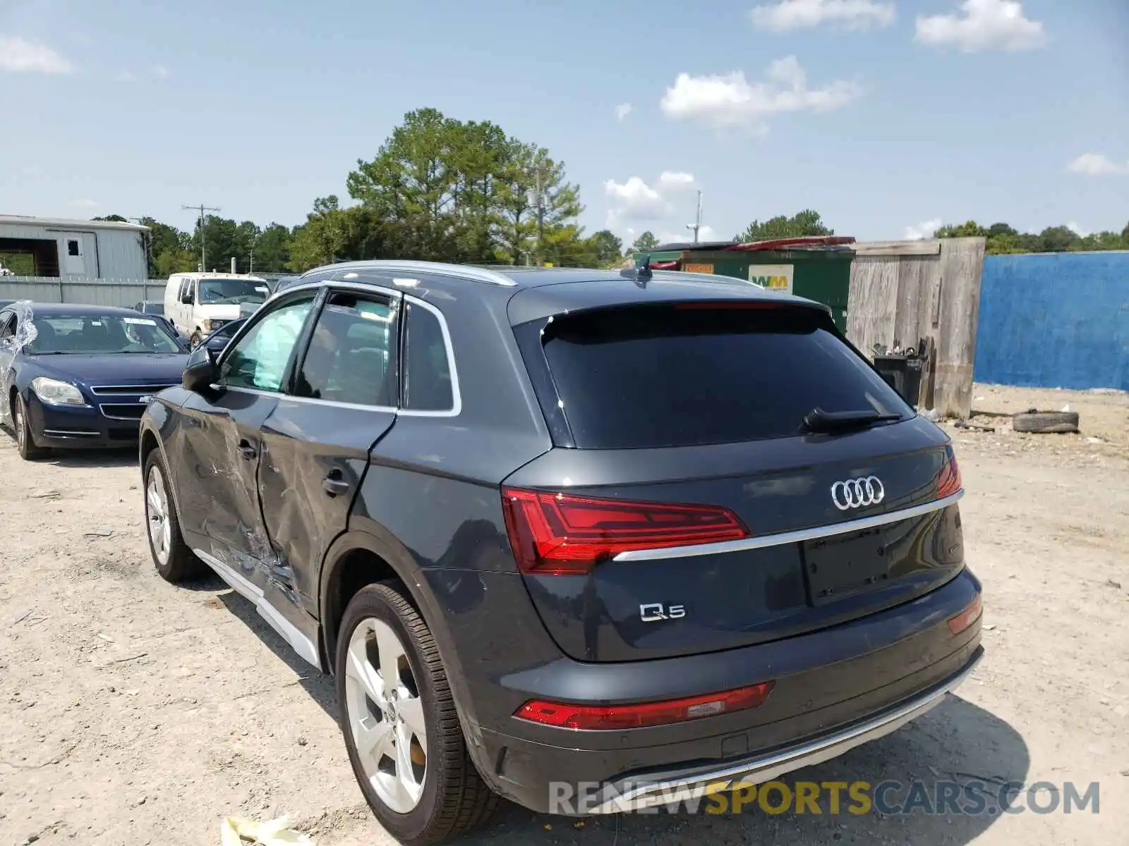 3 Фотография поврежденного автомобиля WA1BAAFY5M2060207 AUDI Q5 2021