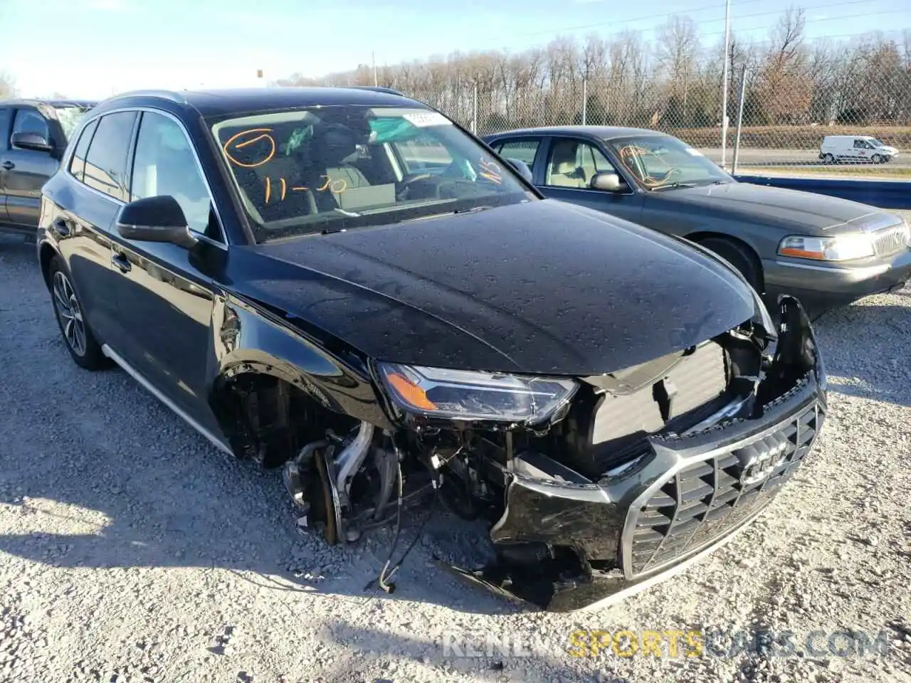 1 Photograph of a damaged car WA1BAAFY5M2085124 AUDI Q5 2021